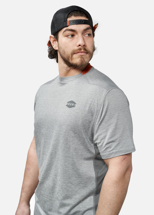 MCKENNA TECH SHORT SLEEVE GREY